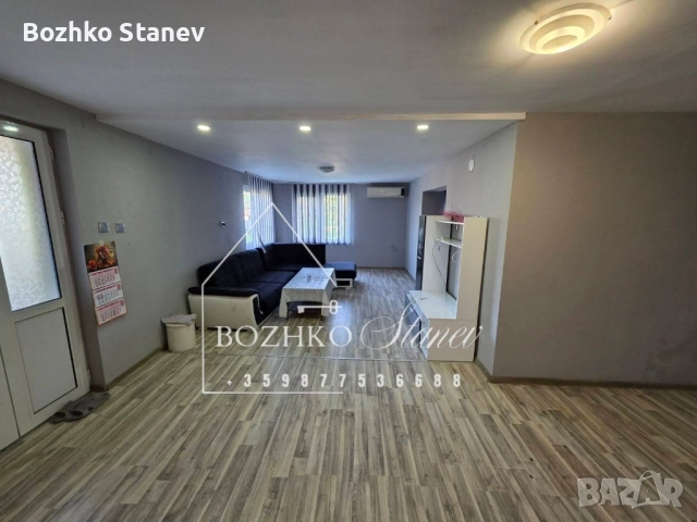 Продава се масивна двуетажна къща , снимка 12 - Къщи - 52161857