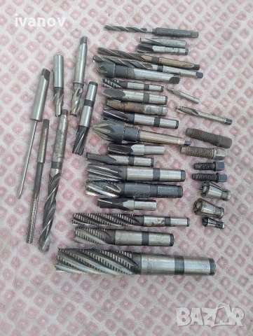 Ниска цена ,обща цена за всички.Дорници,фрези, свредла,зенковки., снимка 5 - Стругове - 52168043