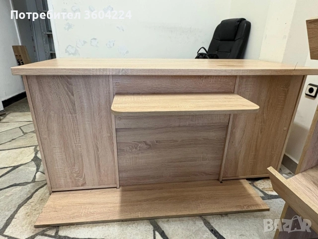 Масивно бюро от ПДЧ