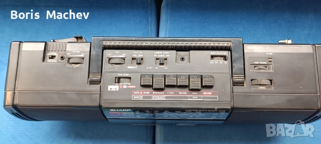 Рядък двукасетъчен касетофон Sharp!, снимка 2 - Радиокасетофони, транзистори - 52772170