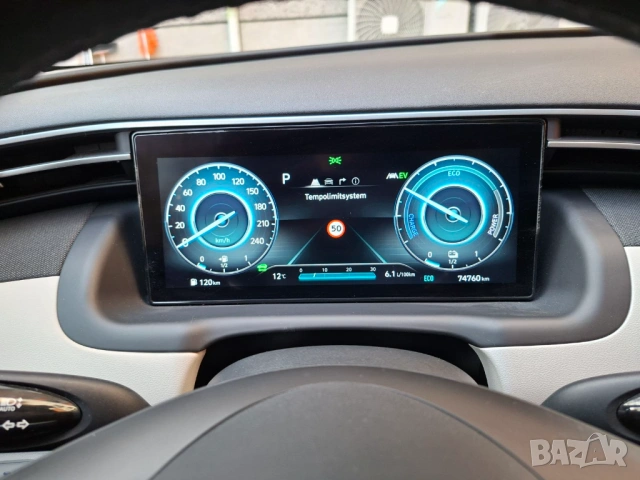 Hyundai Tucson 1.6 hybrid , снимка 12 - Автомобили и джипове - 53876363