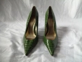 № 40 дамски обувки на висок ток имитация на крокодилска кожа в зелен цвят CATWALK, снимка 6
