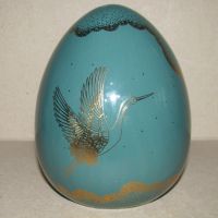 Ново голямо порцеланово яйце 14 см позлата летящ жерав, снимка 3 - Декорация за дома - 45544377