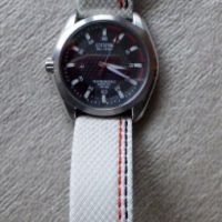 CITIZEN Eco Drive Titanium Golf WR 100 Solar Bracelet Watch, снимка 2 - Мъжки - 45358024