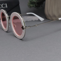 Gucci дамски очила , снимка 2 - Слънчеви и диоптрични очила - 45063715