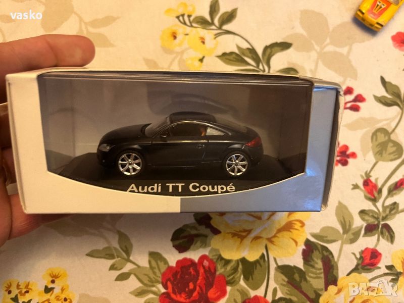 Audi 1:43-перфектно, снимка 1