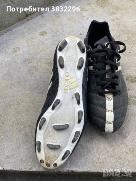 Adidas traxion football boots, снимка 1