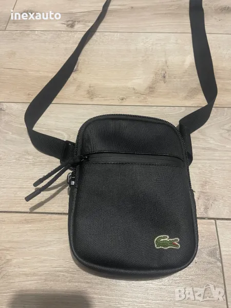 Продавам малка мъжка чанта LACOSTE оригинал, снимка 1