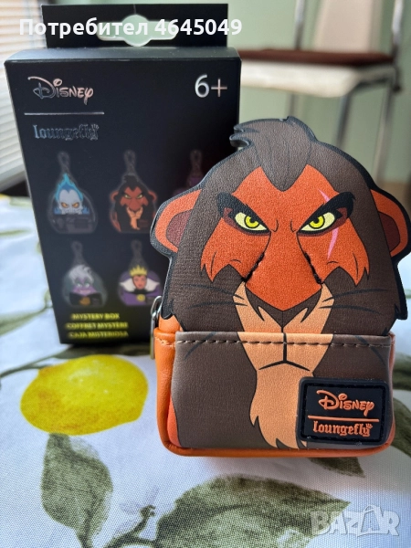 Loungefly keychain disney Scar The lion king/ раничка ключодържател Цар лъв Скар Дисни, снимка 1