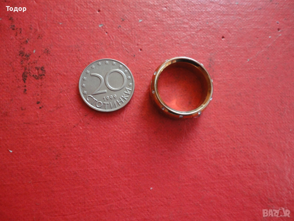 Пръстен Guess с камъни, снимка 1