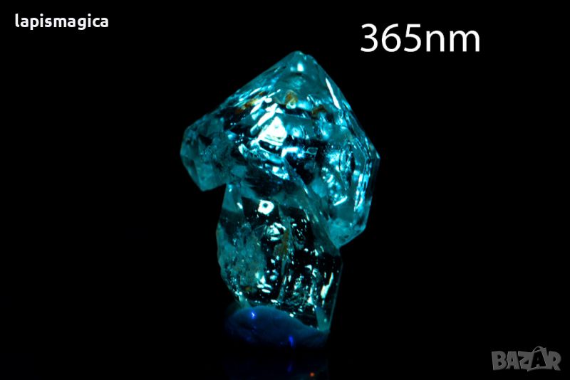 Петролен кварц кристал 2.4ct флуоресцентен #11, снимка 1