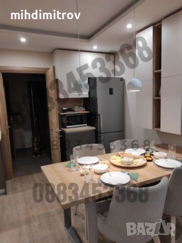 Продавам обзаведен тристаен апартамент 