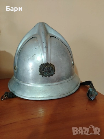 Стара пожарникарска алуминиева каска, снимка 3 - Други ценни предмети - 53346039