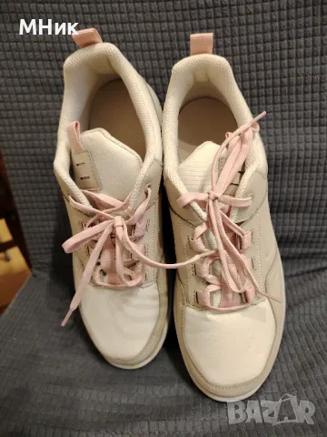 Дамски туристически обувки, снимка 4 - Други - 49895837