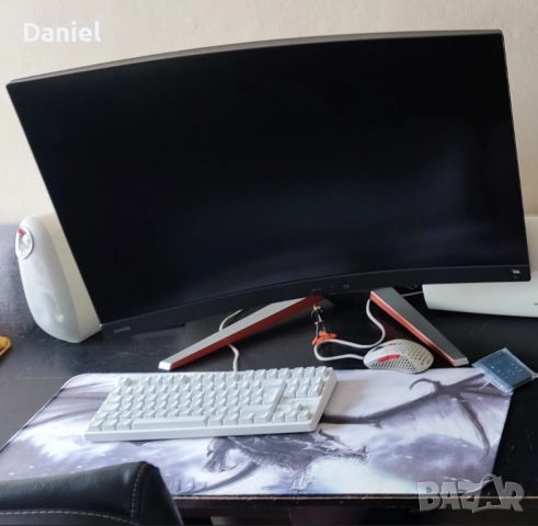 BENQ EX3210R геймърски монитор, снимка 4 - Монитори - 52288739