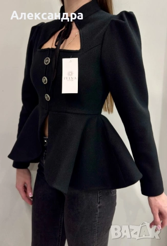 черно сако с баска, снимка 4 - Блузи с дълъг ръкав и пуловери - 53841336