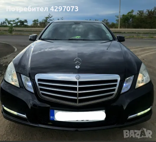 Mercddes-Benz, снимка 1 - Автомобили и джипове - 47932946