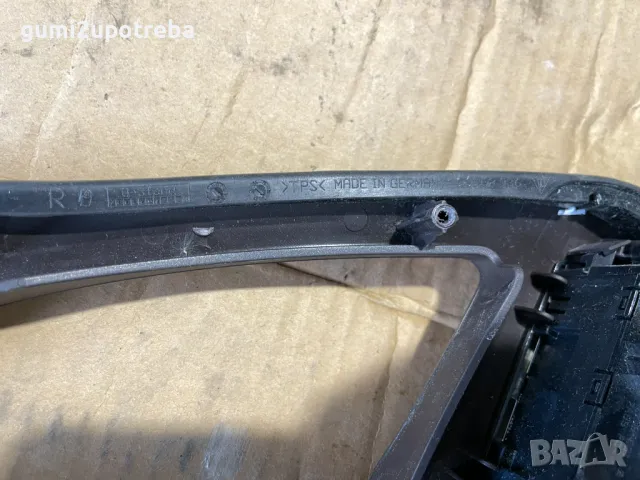 Лайсна Предна Дясна Врата Бутони 7P5837248A Porsche Cayenne 3.0D 92A/2012г, снимка 4 - Части - 49625237