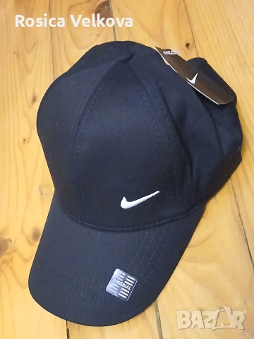 Маркови шапки с козирка , снимка 7 - Шапки - 53512618