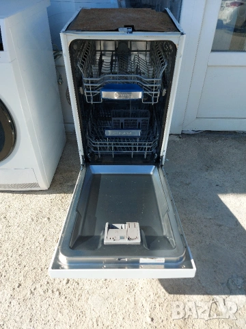 Съдомиялна Bosch 45см, снимка 3 - Съдомиялни - 53646285