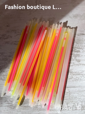 Светещи тръбички за парти интензивно светещи гривни и гердани 50 броя в 5 цвята с 50 съединителя ❤️, снимка 5 - Гривни - 52423098