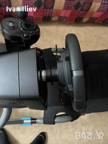 Продавам симулатор Logitech PRO Racing, снимка 2 - Други игри и конзоли - 52040335