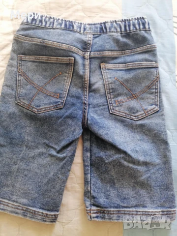 Две 3/4 панталончета и тениска за 10-11 годишно момче, снимка 3 - Детски панталони и дънки - 51395824