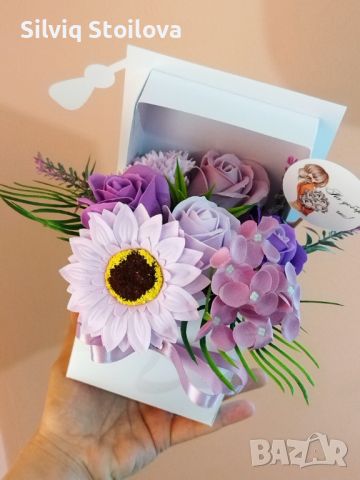 Ново🎓Букети със сапунени цветя за бъдещите абитуриенти и абсолвенти, снимка 9 - Подаръци за жени - 40241084