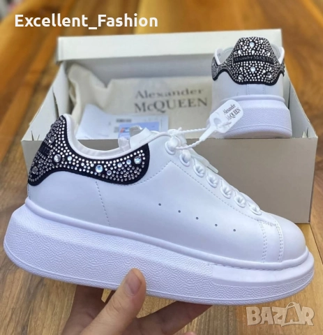 Дамски модел Alexander McQueen , снимка 2 - Маратонки - 48888935