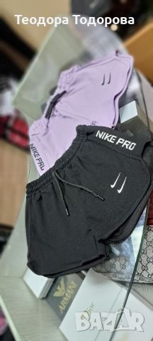 Дамски къси панталони Nike, снимка 1 - Къси панталони и бермуди - 45438741