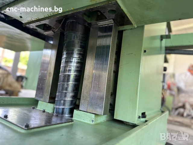 Инструментална металообработваща CNC Фреза с ЦПУ MAHO 800E, снимка 5 - Други машини и части - 50602000