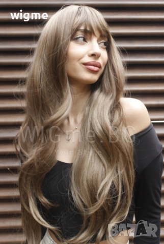 Дълга чуплива тъмноруса перука на светлоруси кичури с бретон Мирея