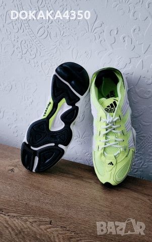 Adidas Дамски маратонки, снимка 4 - Маратонки - 45075492