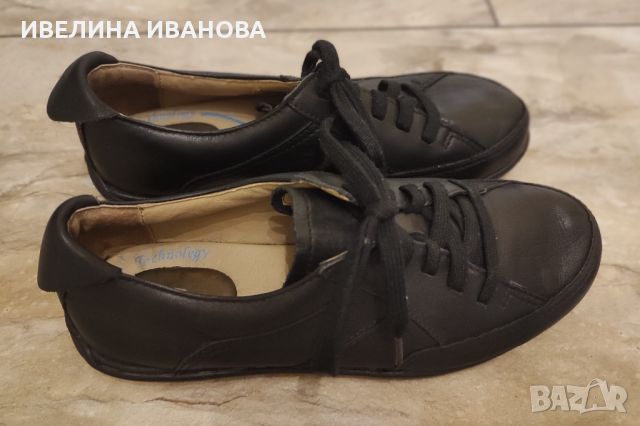 Дамски обувки Hush Puppies, снимка 1 - Дамски ежедневни обувки - 46663028