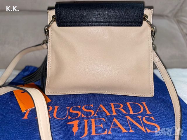 Чанти Guess/ Calvin Klein/ Tommy Hilfiger/ Trussardi Jeans/ Desigual, снимка 9 - Чанти - 45733958