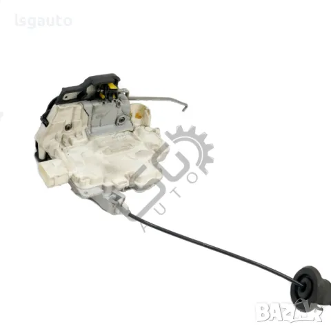 Брава предна дясна врата Seat Exeo 3R  2008-2013 ID: 132950, снимка 2 - Части - 46990931