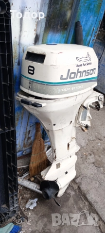 Продавам извънбордов д-л Johnson 8HP 4т, къс ботуш, обслужен, внос от Италия, снимка 2 - Воден транспорт - 51849081
