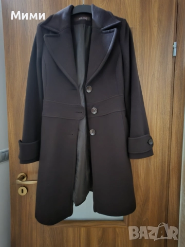 Дамско тъмнокафяво палто на Adilsk