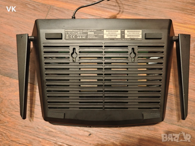 NETGEAR Nighthawk AX3000 RAX40 Wi-Fi 6 рутер, снимка 4 - Рутери - 53120559