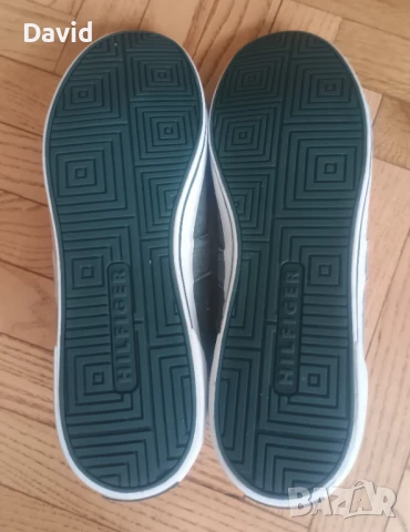 Оригинални мъжки сникърси Tommy Hilfiger, снимка 5 - Спортно елегантни обувки - 51309117