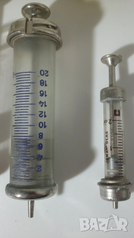 Лот стари стъклени спринцовки, снимка 3 - Антикварни и старинни предмети - 51067939