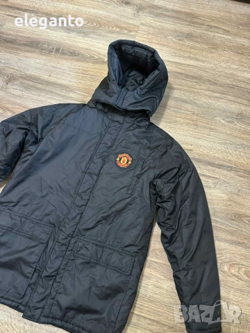 Мъжко зимно яке/парка Manchester United Official product Draw Winter Parka Jacket , M размер, снимка 2 - Якета - 53354293