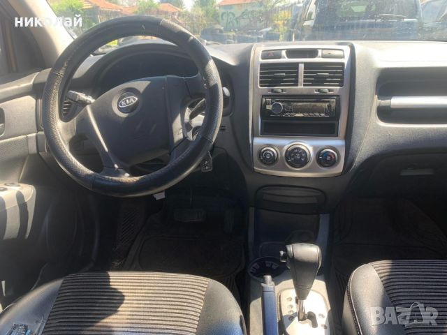 kia sportage 2.0 crdi автоматик , снимка 9 - Автомобили и джипове - 45132129