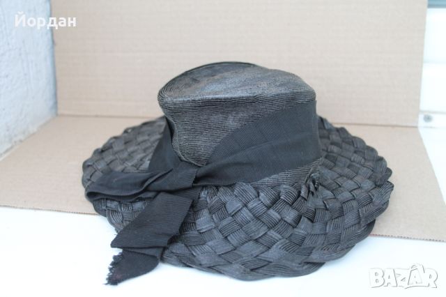 Стара дамска шапка , снимка 1 - Други ценни предмети - 46278662