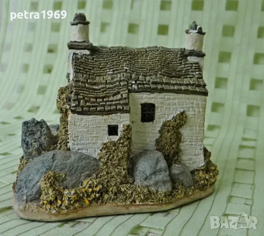 Рядко срещана къщичка Stoney Beck Cottage, колекция Англия, Lilliput Lane, снимка 3 - Колекции - 49422789