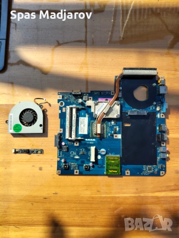 Лаптоп Acer Aspire 5732Z за части - камера, вентилатор, капак