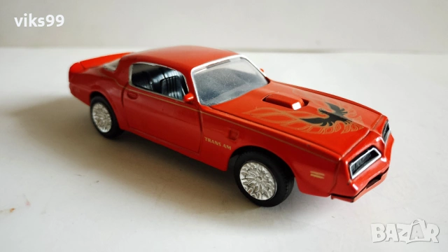 Pontiac Firebird Trans Am 1977 Motormax - Мащаб 1:43, снимка 6 - Колекции - 53096343