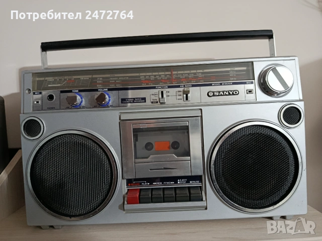 Касетофон Sanyo 