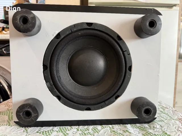 JBL Sub 140 8” Subwoofer , снимка 1 - Тонколони - 49394234