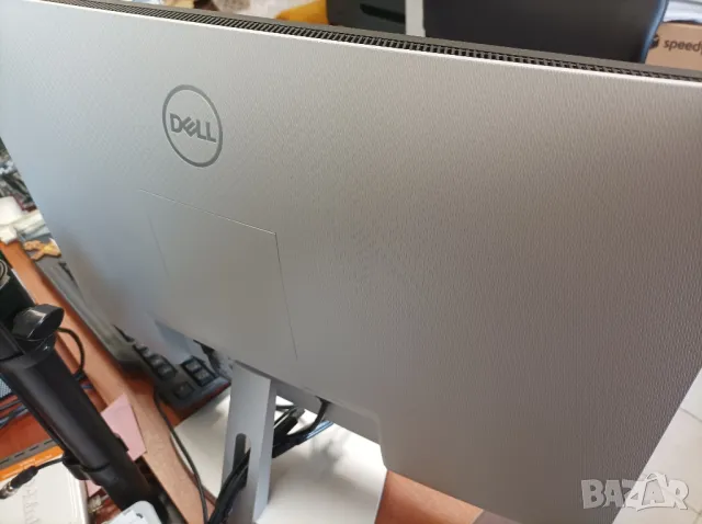 IPS монитор DELL 27" S2721HN, снимка 2 - Монитори - 50201015